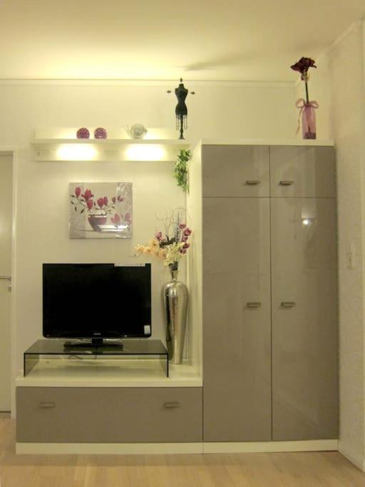 Modernes 1 Zimmer Luxusappartement Kleiner Roland Mit Parkplatz Und Balkon In Bremen Naehe Zentrum 외부 사진